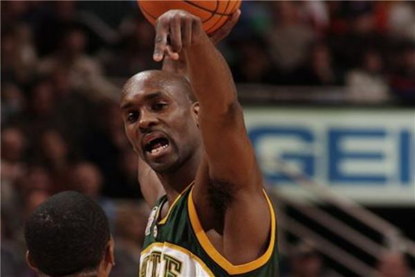 挥官则是球 挥官则是球