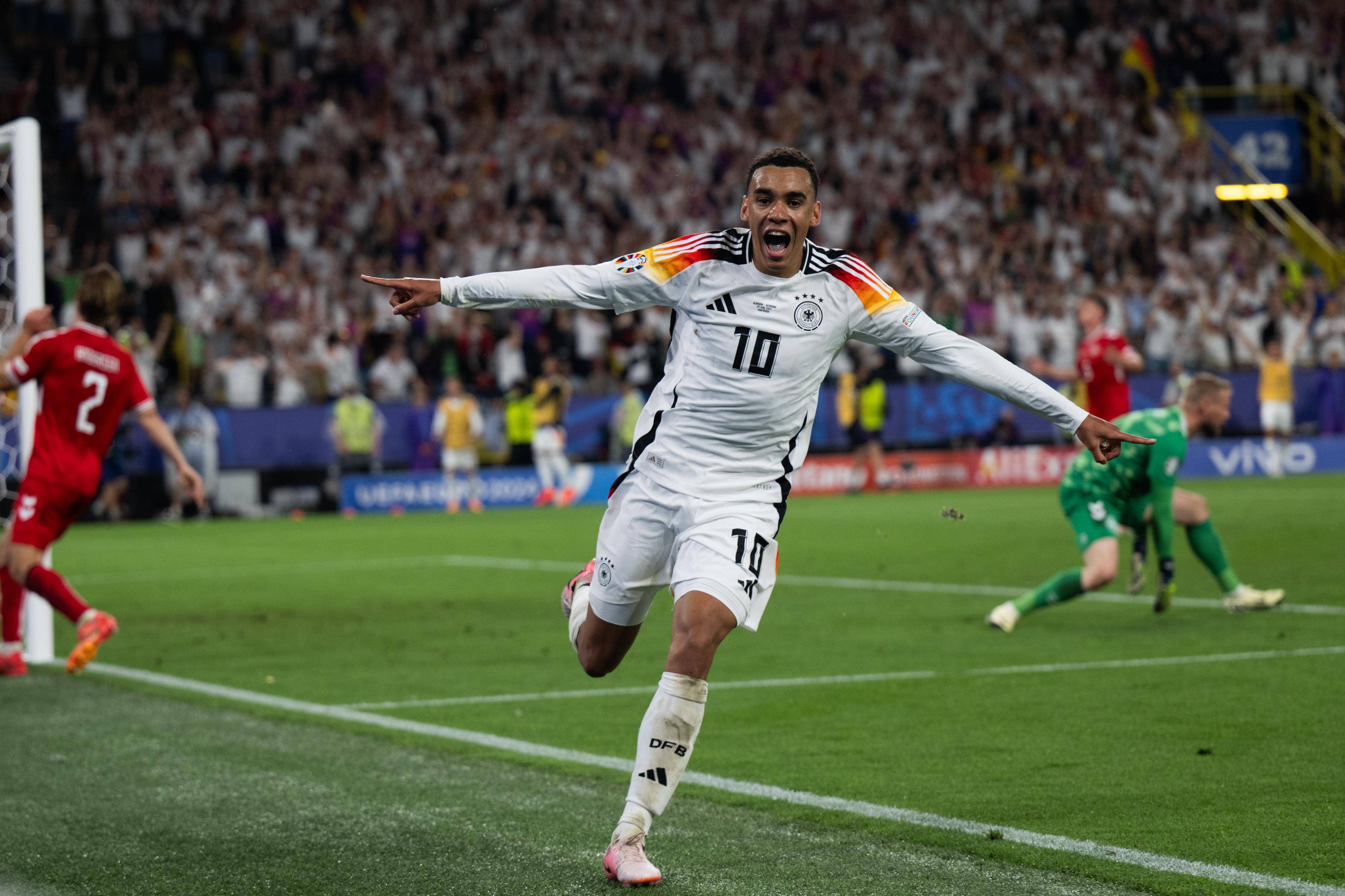 窗的竞争格 窗的竞争格