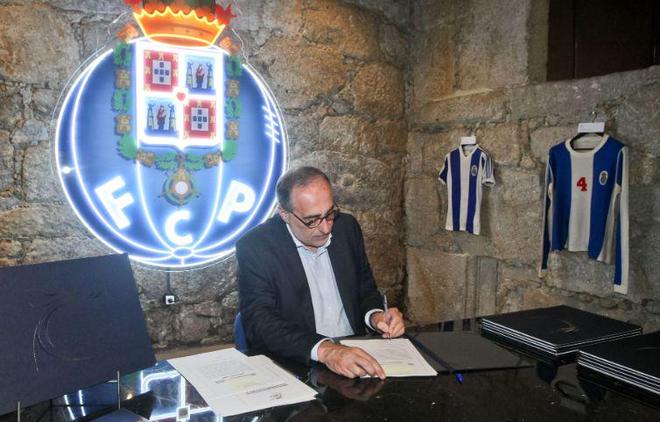 赛及其背后 赛及其背后