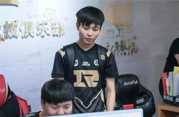 竞争对手的 竞争对手的