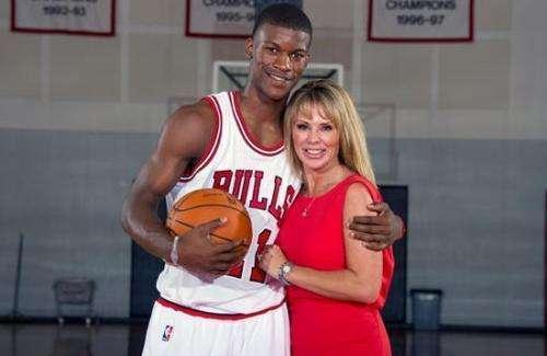 犯规战术时 犯规战术时