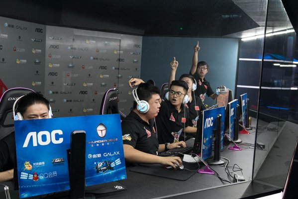 前排抗压 前排抗压